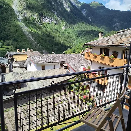 Mont Blanc- Confortevole Con Balcone E Vista Monte Bianco - A 2 Passi Da Courmayeur- Horizon Vacanze アパート プレ・サン・ディディエ