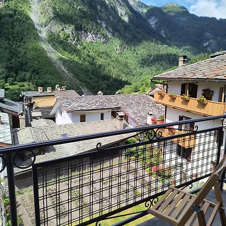 Mont Blanc- Confortevole Con Balcone E Vista Monte Bianco - A 2 Passi Da Courmayeur- Horizon Vacanze Apartment